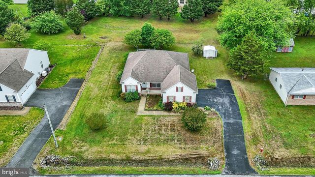 6089 W DENNEYS RD, Dover, DE 19901