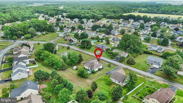 6089 W DENNEYS RD, Dover, DE 19901