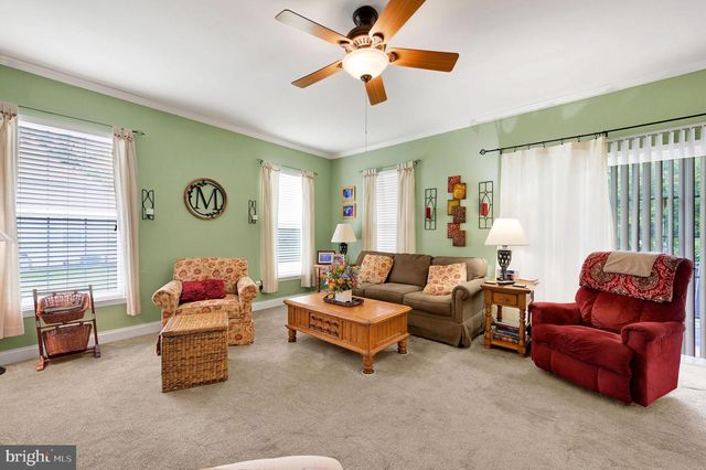 6089 W DENNEYS RD, Dover, DE 19901