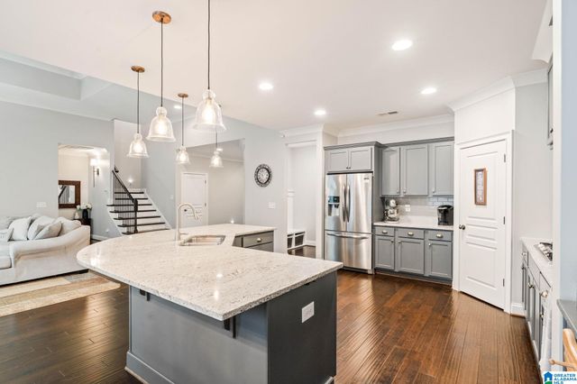 4852 HERITAGE HILLS WAY, Vestavia Hills, AL 35242
