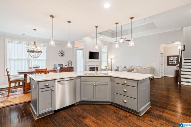 4852 HERITAGE HILLS WAY, Vestavia Hills, AL 35242
