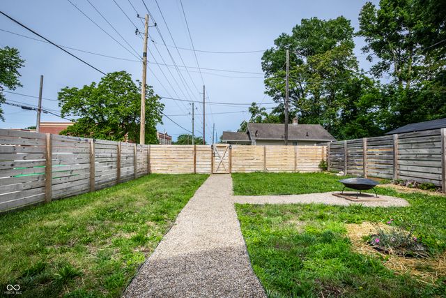 2102 Gent Avenue, Indianapolis, IN 46202