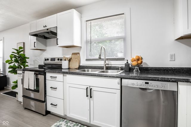 2102 Gent Avenue, Indianapolis, IN 46202