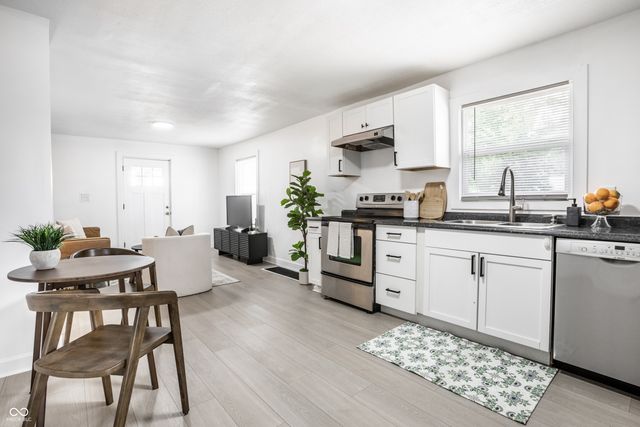 2102 Gent Avenue, Indianapolis, IN 46202