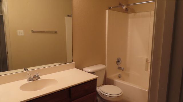 1260 Redman Avenue, Mesquite, TX 75149