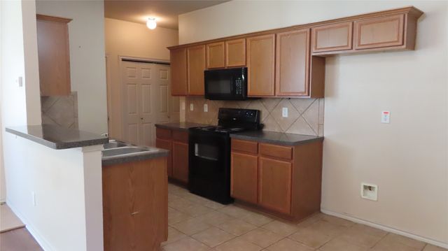 1260 Redman Avenue, Mesquite, TX 75149