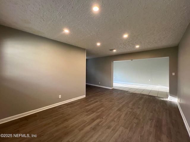 9028 CASTLE Boulevard, Jacksonville, FL 32208