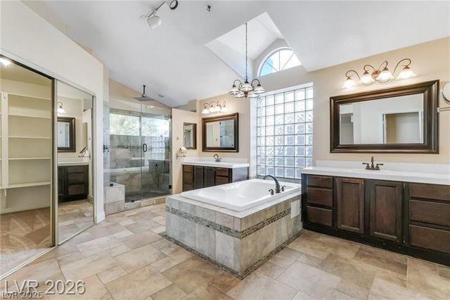 7 Crown Valley Drive, Henderson, NV 89074