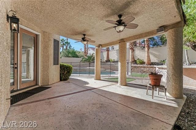 7 Crown Valley Drive, Henderson, NV 89074