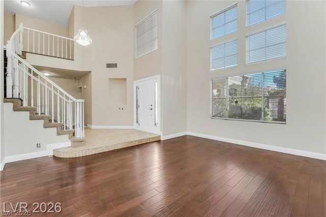 7 Crown Valley Drive, Henderson, NV 89074