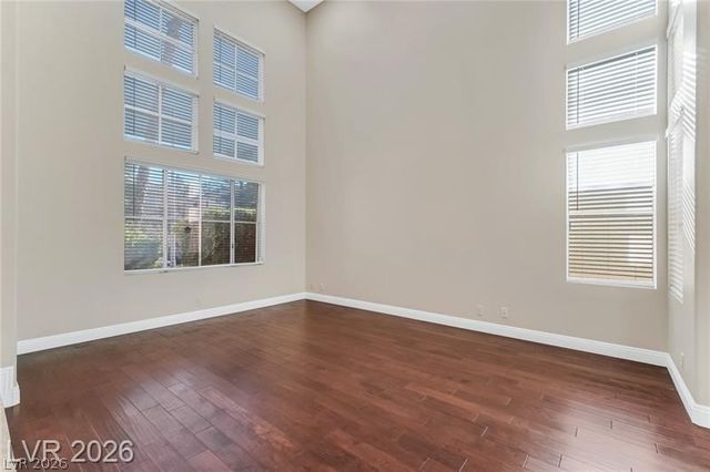 7 Crown Valley Drive, Henderson, NV 89074