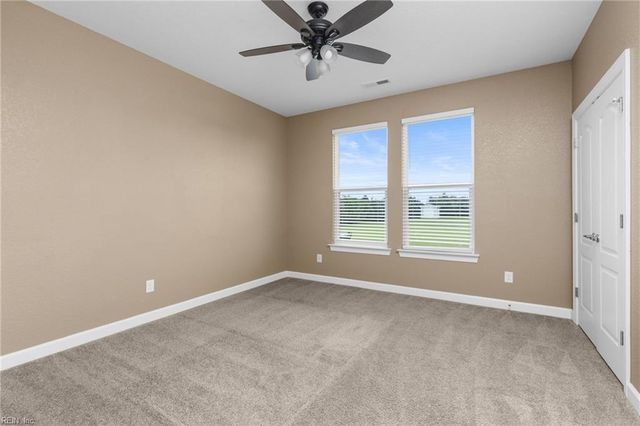 110 Ashbee CT, Moyock, NC 27958