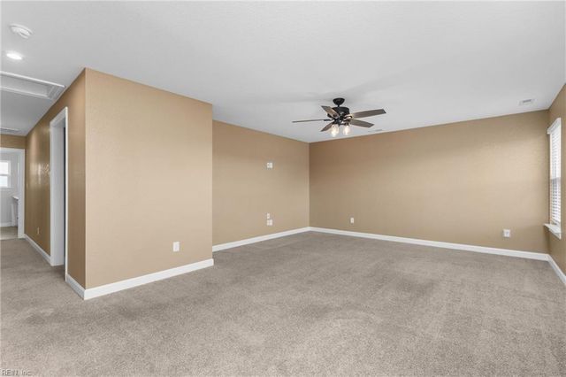 110 Ashbee CT, Moyock, NC 27958