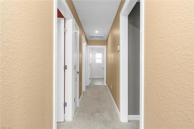 110 Ashbee CT, Moyock, NC 27958