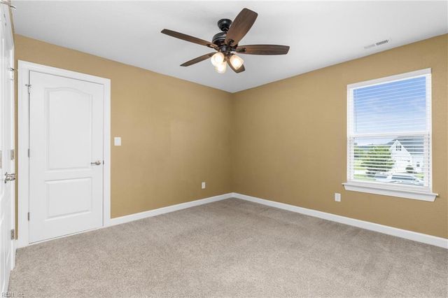 110 Ashbee CT, Moyock, NC 27958