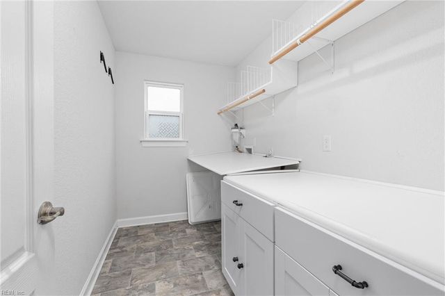 110 Ashbee CT, Moyock, NC 27958