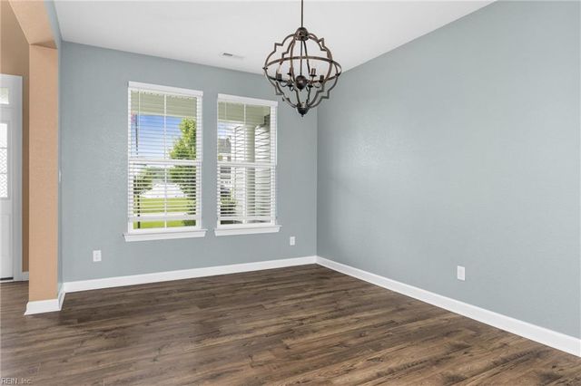 110 Ashbee CT, Moyock, NC 27958