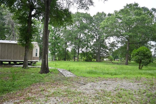 183 Road 3817, Cleveland, TX 77328