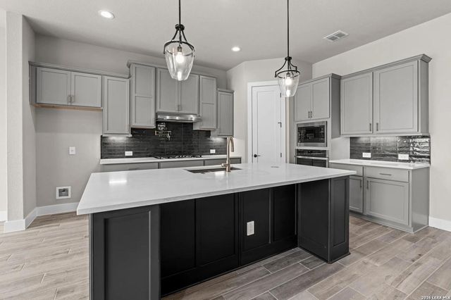 3005 Ashby, Bulverde, TX 78163