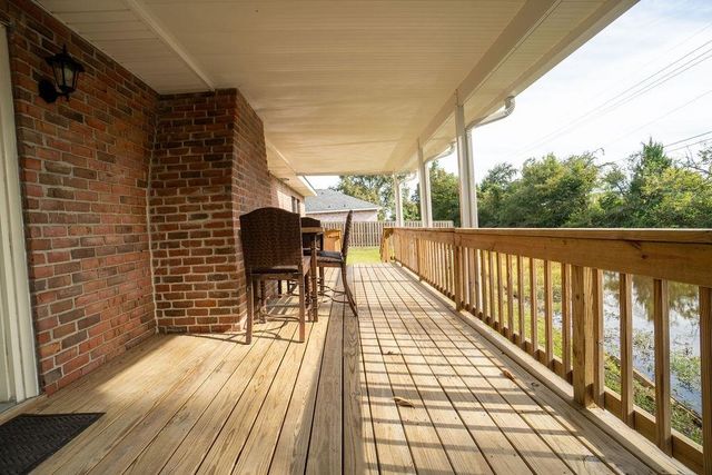 202 Racquet Lane, Houma, LA 70360