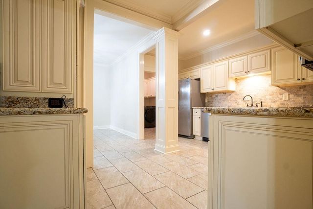 202 Racquet Lane, Houma, LA 70360