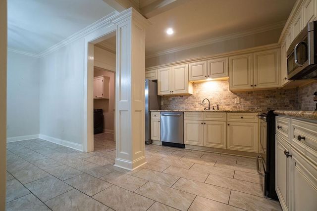 202 Racquet Lane, Houma, LA 70360