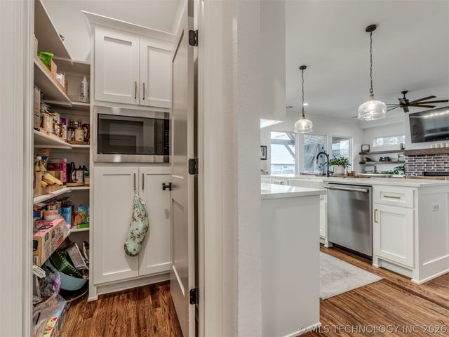 4713 E 146th Street S, Bixby, OK 74008