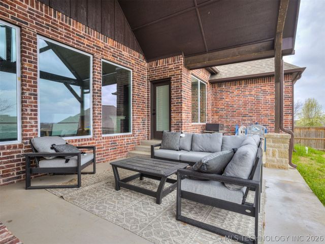 4713 E 146th Street S, Bixby, OK 74008