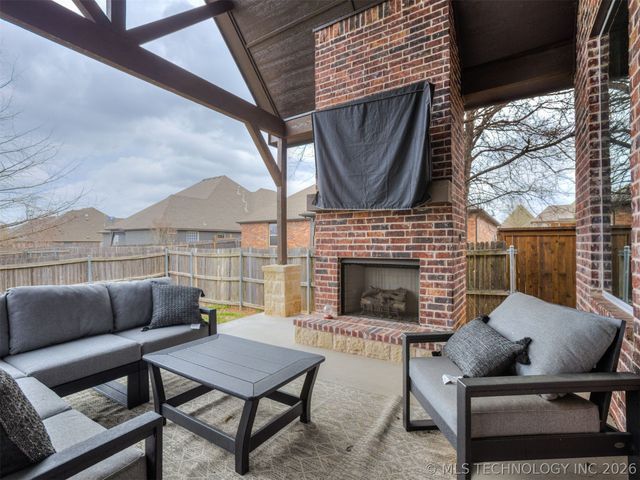 4713 E 146th Street S, Bixby, OK 74008