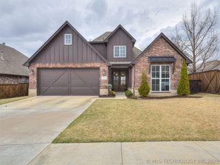 4713 E 146th Street S, Bixby, OK 74008