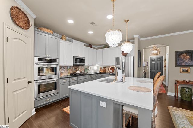 15 Knights Valley Drive, Simpsonville, SC 29681