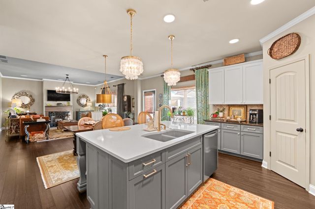 15 Knights Valley Drive, Simpsonville, SC 29681