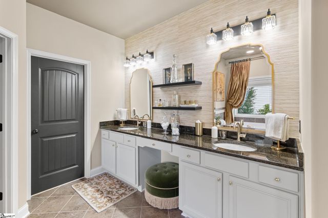 15 Knights Valley Drive, Simpsonville, SC 29681