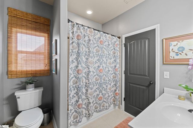 15 Knights Valley Drive, Simpsonville, SC 29681