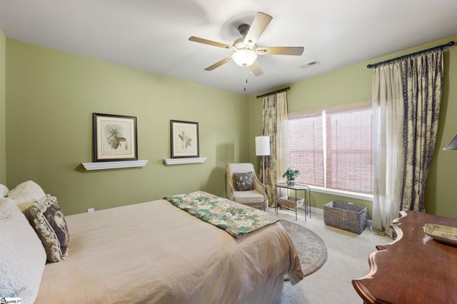 15 Knights Valley Drive, Simpsonville, SC 29681