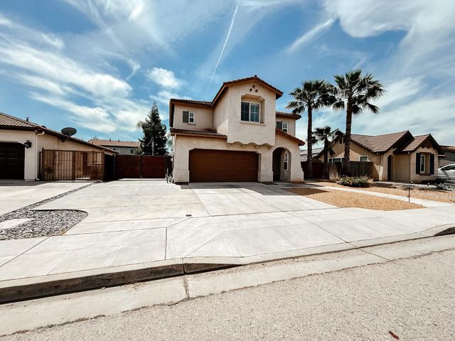 7369 E Garland Avenue, Fresno, CA 93737