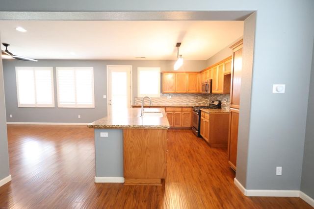 7369 E Garland Avenue, Fresno, CA 93737