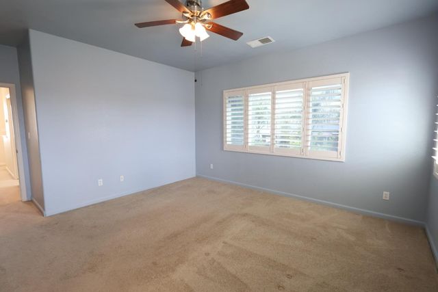 7369 E Garland Avenue, Fresno, CA 93737