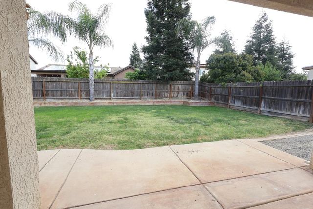 7369 E Garland Avenue, Fresno, CA 93737