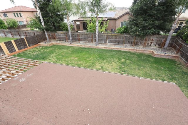 7369 E Garland Avenue, Fresno, CA 93737