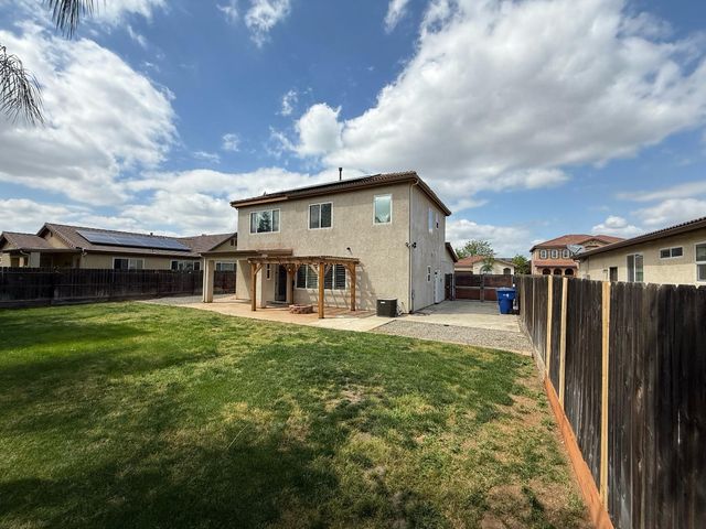 7369 E Garland Avenue, Fresno, CA 93737