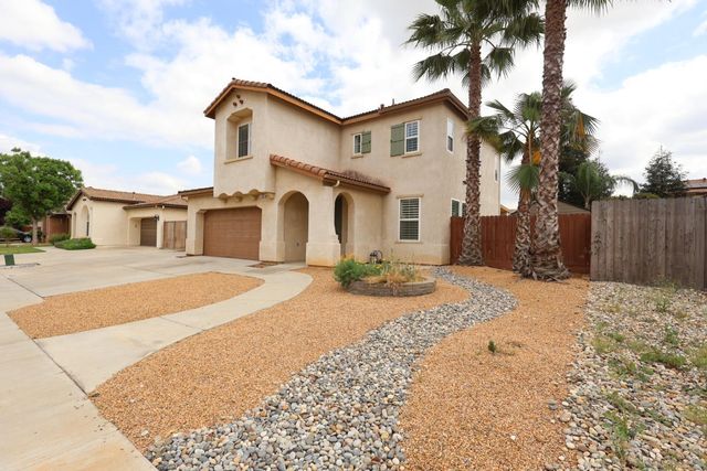 7369 E Garland Avenue, Fresno, CA 93737