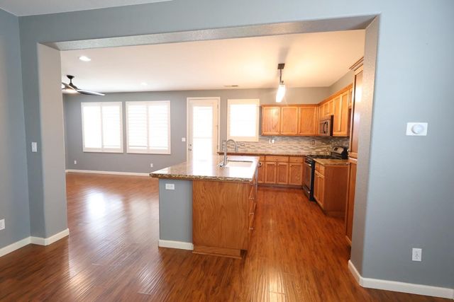 7369 E Garland Avenue, Fresno, CA 93737