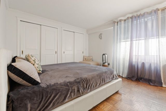 8 Whittier Place 17E, Boston, MA 02114