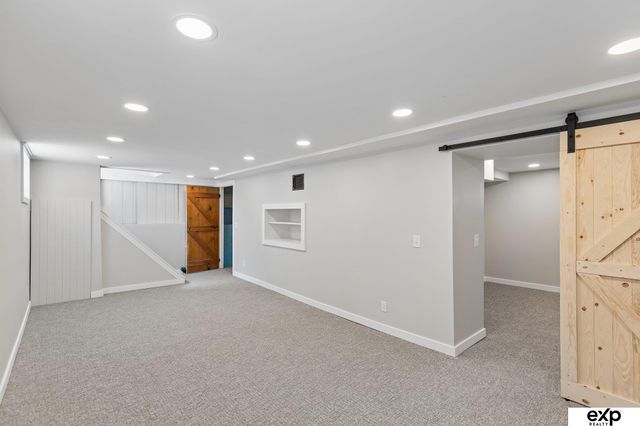 2522 N 49th Street, Omaha, NE 68104