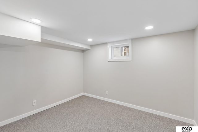 2522 N 49th Street, Omaha, NE 68104