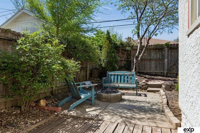 2522 N 49th Street, Omaha, NE 68104