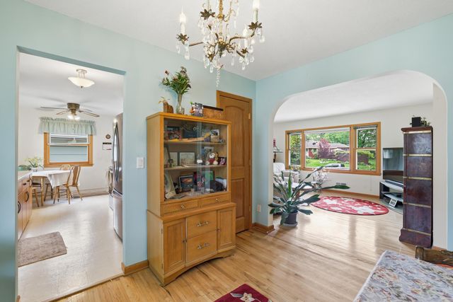 3110 W 82nd Street, Bloomington, MN 55431