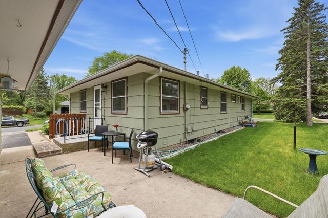 3110 W 82nd Street, Bloomington, MN 55431