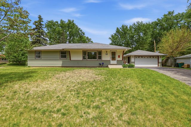 3110 W 82nd Street, Bloomington, MN 55431